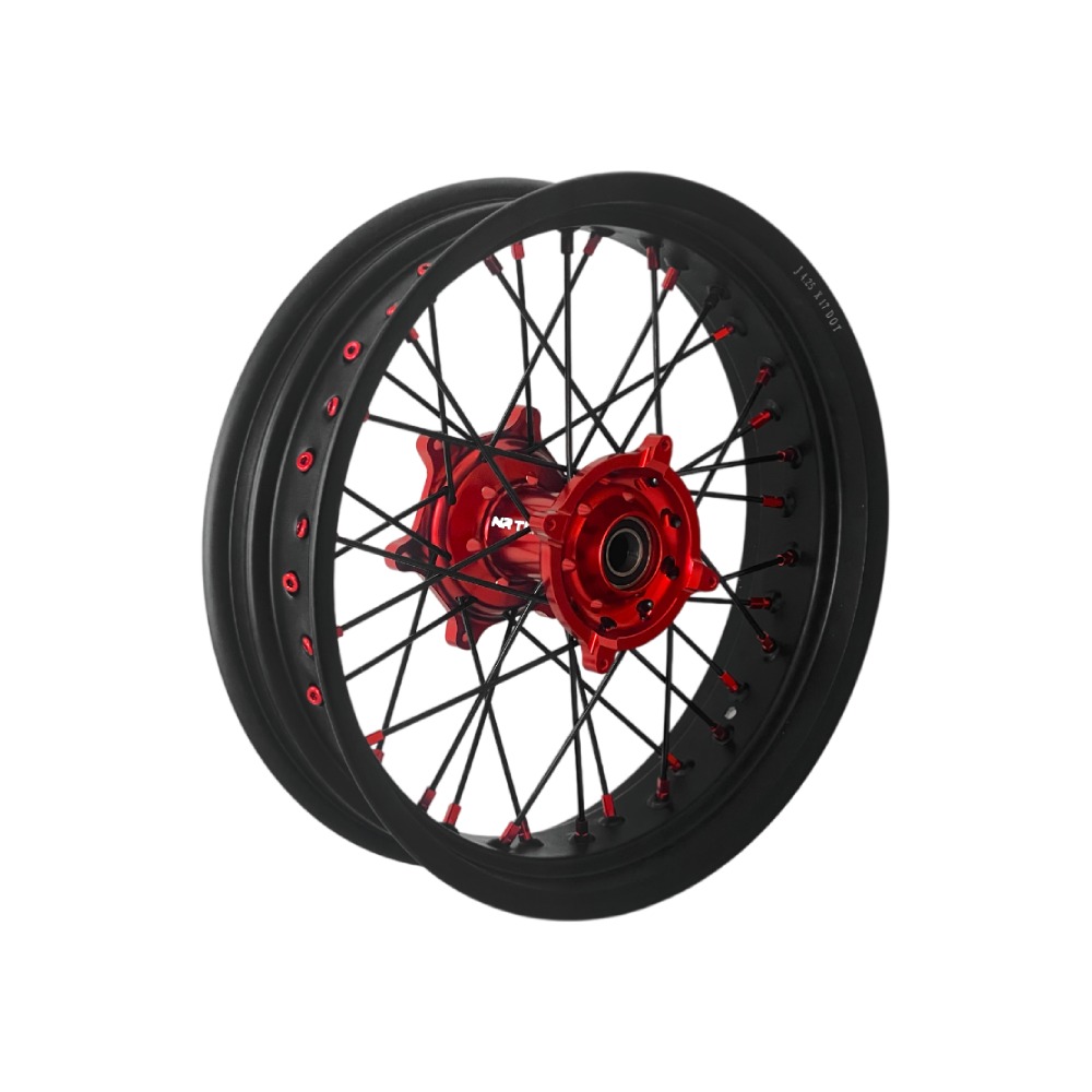 Wheel Honda CRF 450 R (13-26) rear 17x4.25 red DS50.RM12R
