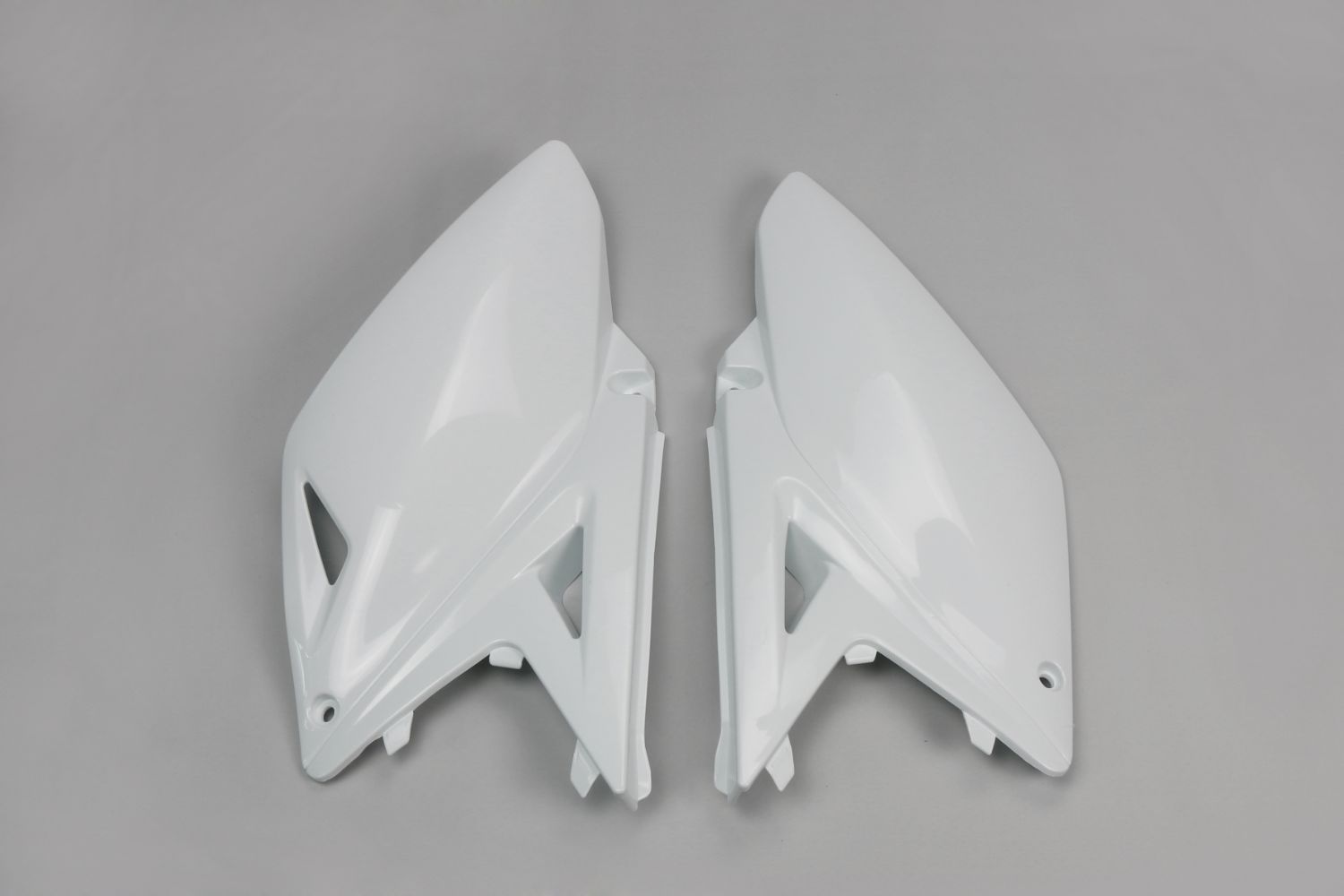 Side number plates Suzuki RMZ 250 (10-18) white* SU04929-041